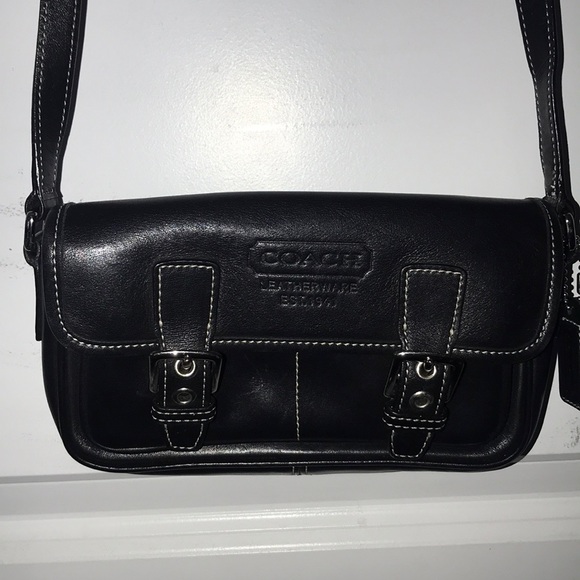 Coach Handbag - Picture 2 of 3